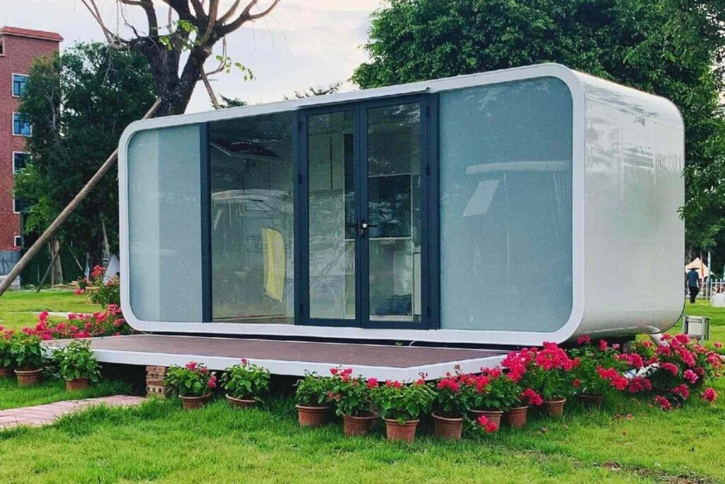 This Modern Amazon Tiny Home is Move-in-Ready