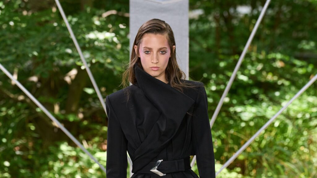 ArdAzAei Fall 2025 Couture Collection