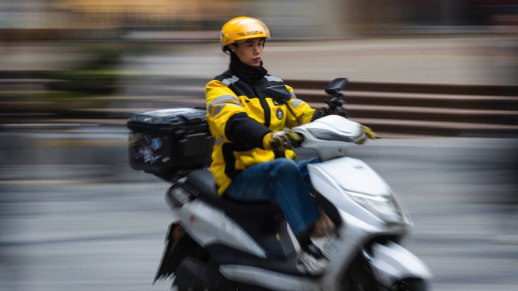 Coffee at 30 cents escalates into billion-dollar burn for JD.com, Meituan, and Alibaba