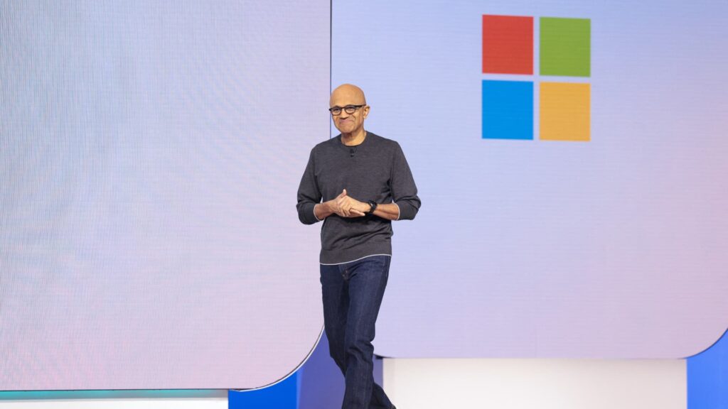 Microsoft stops relying on China engineers for Pentagon cloud support