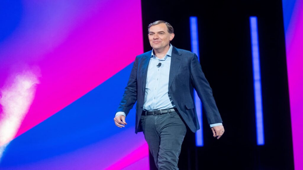 AWS Q2 2025 earnings report Amazon cloud
