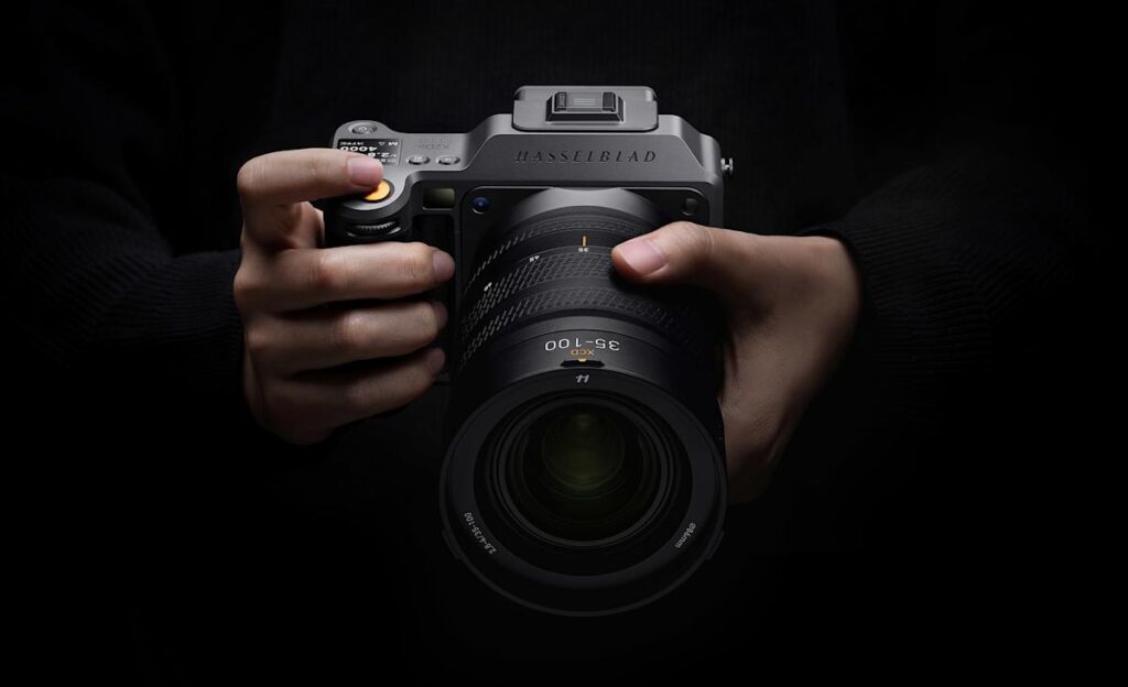 Hasselblad's X2D II 100C offers improved autofocus and world-beating stabilization