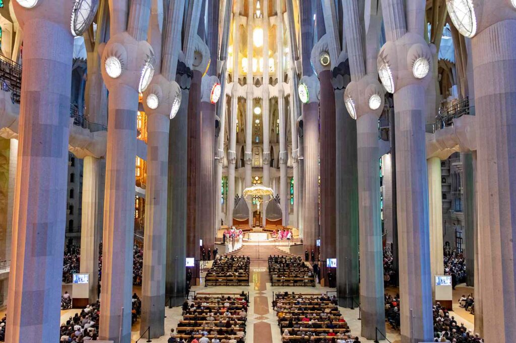 I'm an Atheist—but Going to Mass at the Sagrada Família Changed My Life Forever