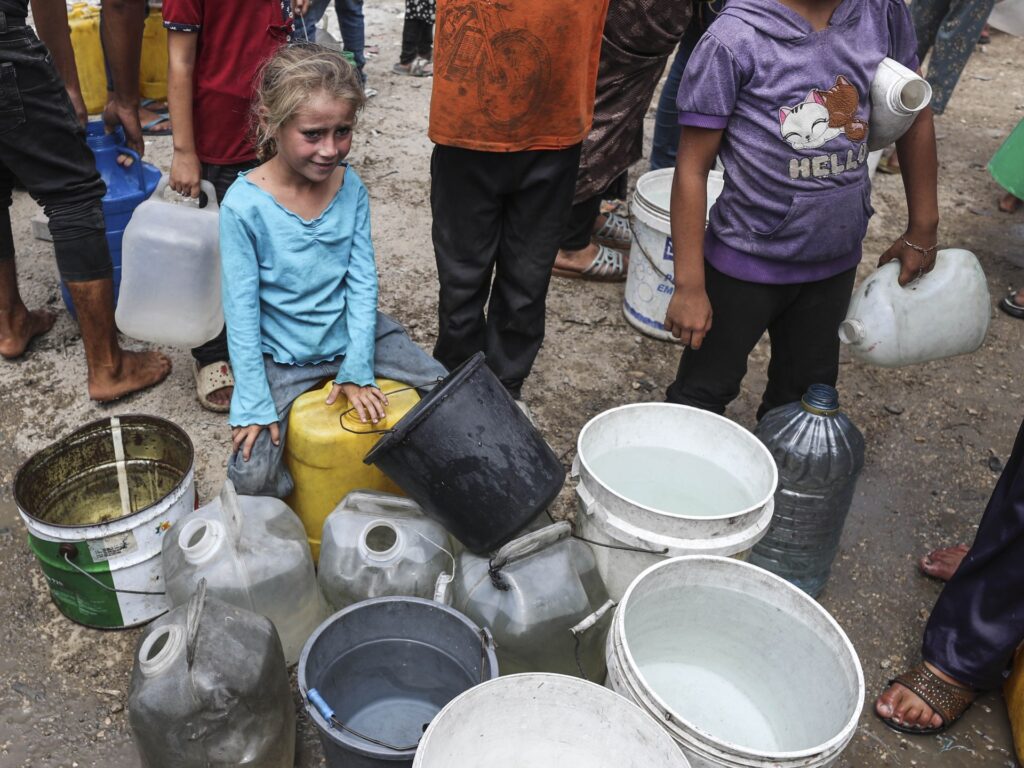 Unprecedented water crisis in Gaza amid Israeli-induced starvation | Israel-Palestine conflict News